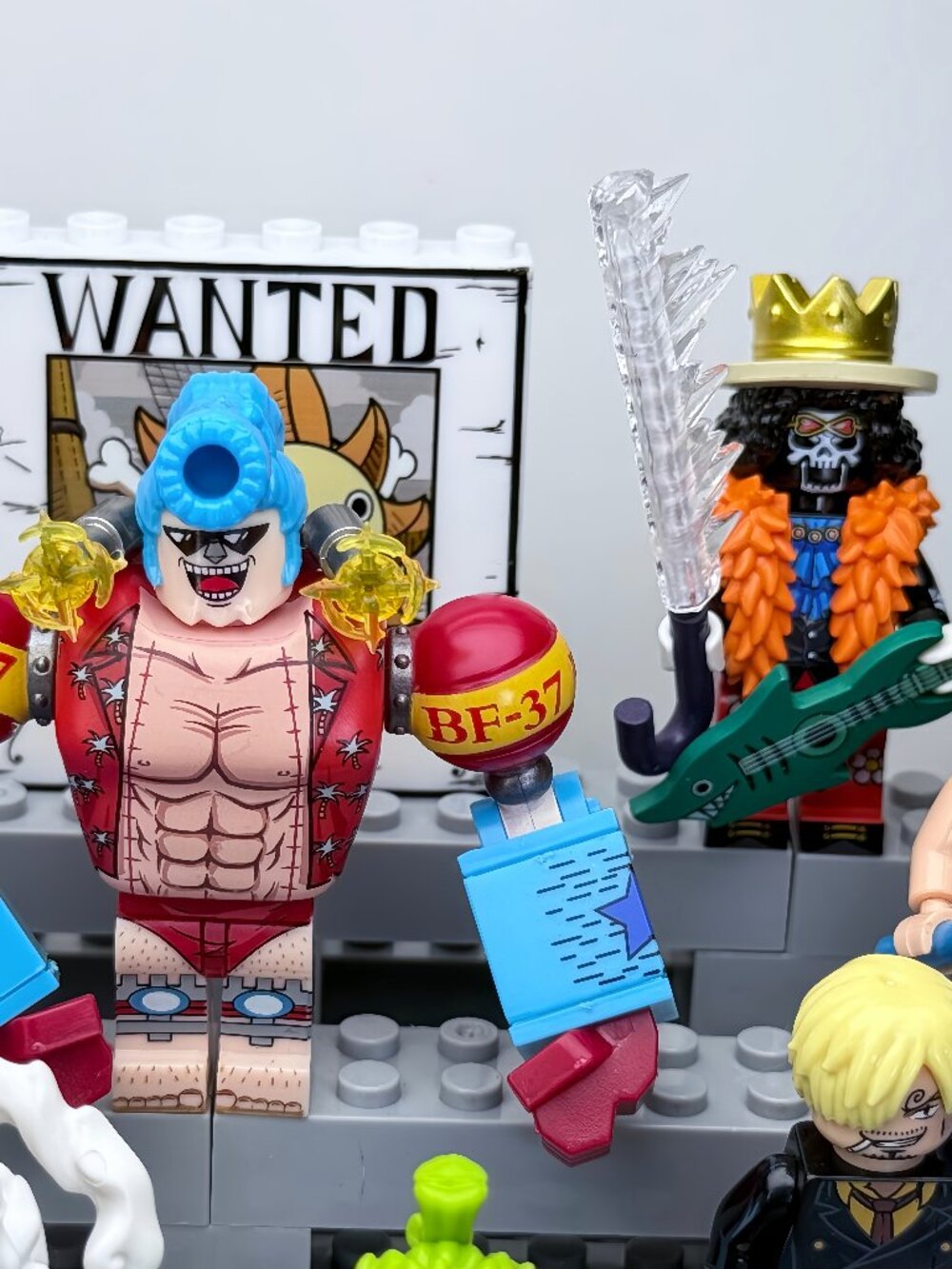 One Piece Straw Hat Pirates Custom Minifigure Lot of 9 - Picture 5 of 7